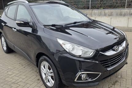 Hyundai ix35 205.693 km 5.440 &euro; dortmund 44369