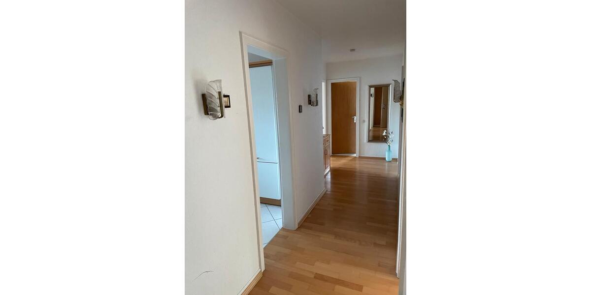 Etagenwohnung Wuppertal Gemarkung Langerfeld - 4 Zimmer, 93 m&sup2;, 930&euro; | Angebot:25611925