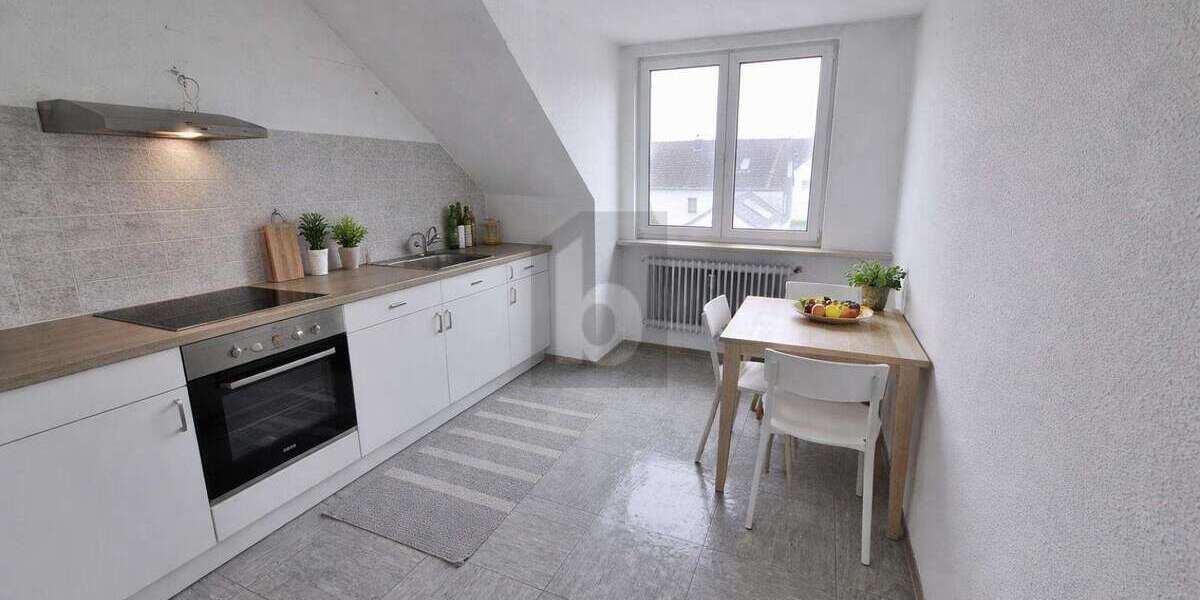 Einfamilienhaus Bochum - 18 Zimmer, 323 m&sup2;, 537.000&euro; | Angebot:26781006