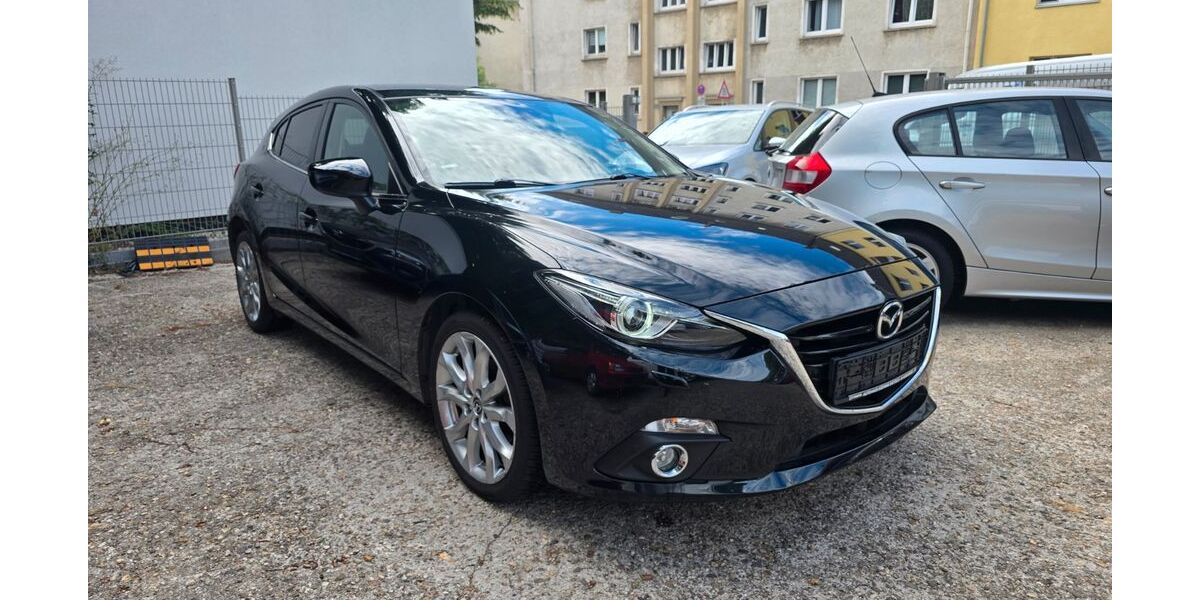Mazda 3 134.000 km 10.900 &euro; Essen 45144