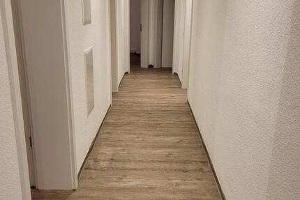 4 Zimmer Wohnung mit Balkon im 2ten OG in Herne 4 zimmer