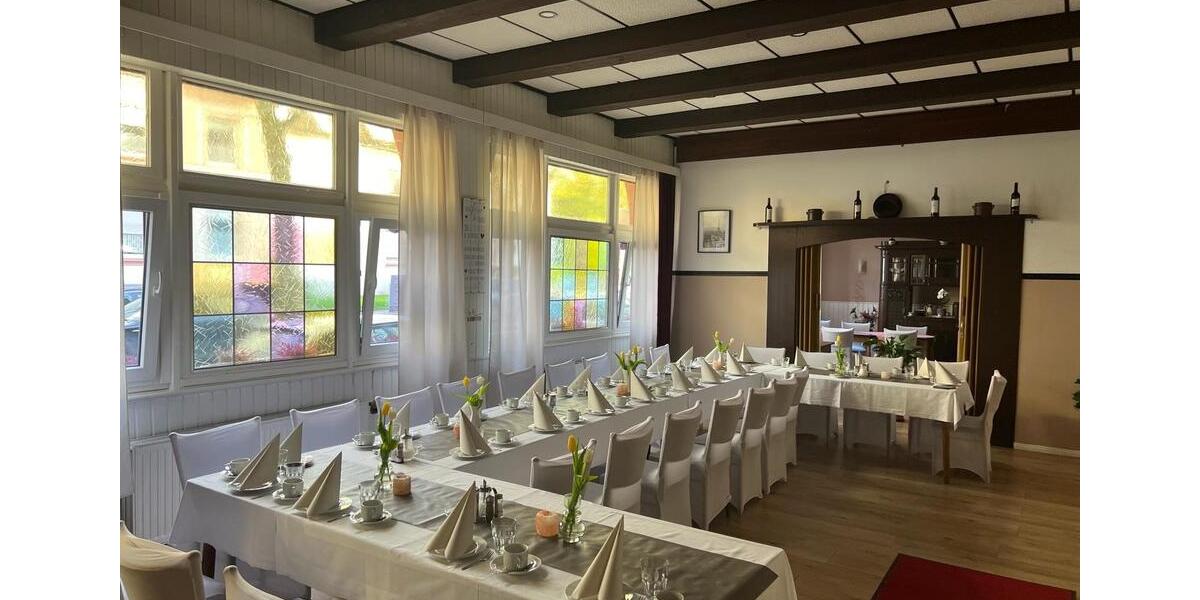 Café Restaurant Taurerfeiern am Friedhof Catering zimmer