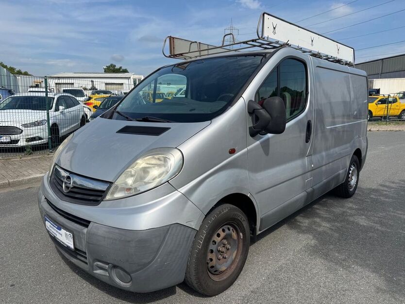 Opel Vivaro 100.000 km 4.300 € Essen 45356