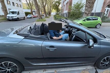 Peugeot 207 122.000 km 990 &euro; Gelsenkirchen 45888