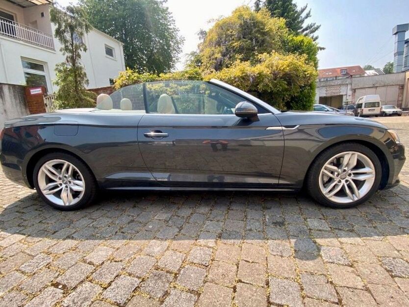 Audi A5 11.595 km 32.000 € Essen 45356