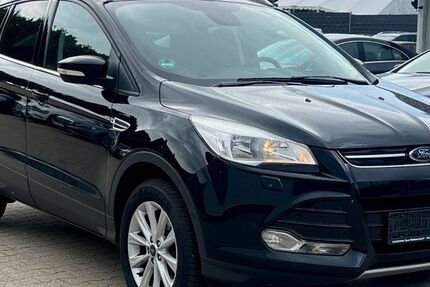Ford Kuga 86.000 km 15.990 € Recklinghausen 45659