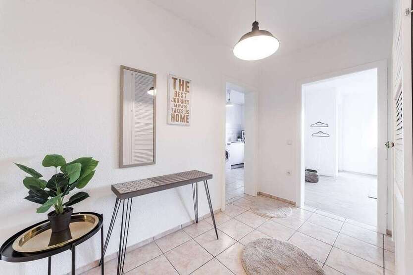 Wohnung zum Kaufen in Duisburg 194.800 € 83 m²