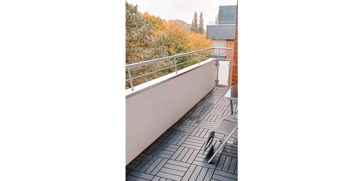 Ab Mai frei, top Eigentumswohnung mit zwei Balkonen 2.5 zimmer