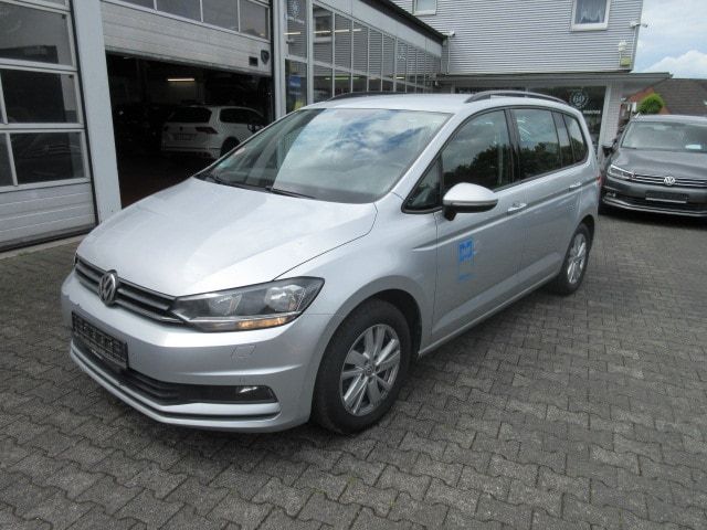 VW Touran 212.780 km 12.988 € Bergkamen 59192