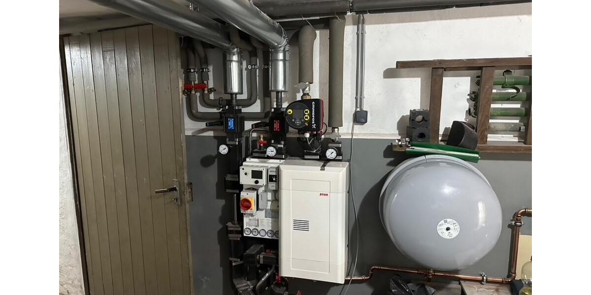 E-Rüttenscheid 62QM, 2 Zimmer + Küche, Erdgeschoss, Fernwärme 2 zimmer