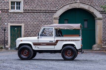 Land Rover Defender 66.000 km 65.090 &euro; Hagen 58093