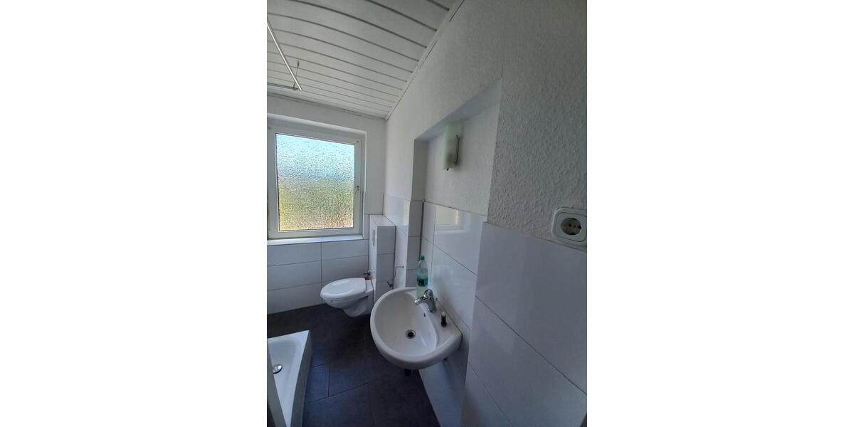 Etagenwohnung Oberhausen Biefang - 3 Zimmer, 63 m&sup2;, 670&euro; | Angebot:26705732