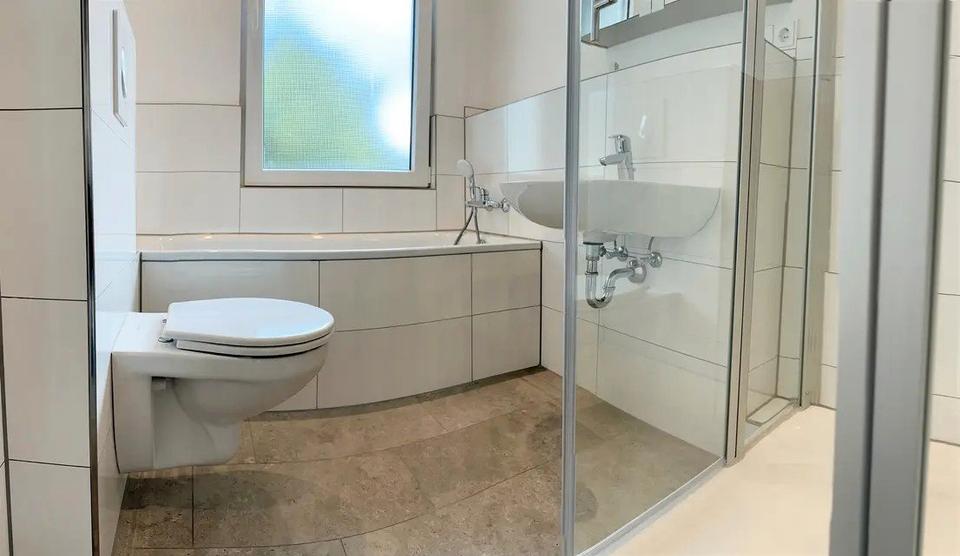 Etagenwohnung Oberhausen - 4 Zimmer, 122 m&sup2;, 900&euro; | Angebot:26588337