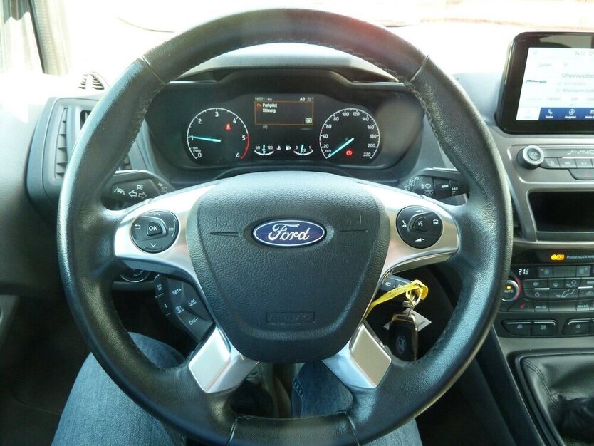 Tourneo Connect Komb1.5 d. Klima Navi Alu Standh.