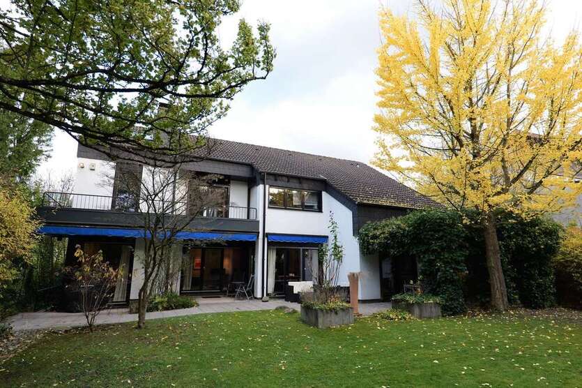 Haus zum Kaufen in Dortmund 995.000 € 277 m² 7 zimmer