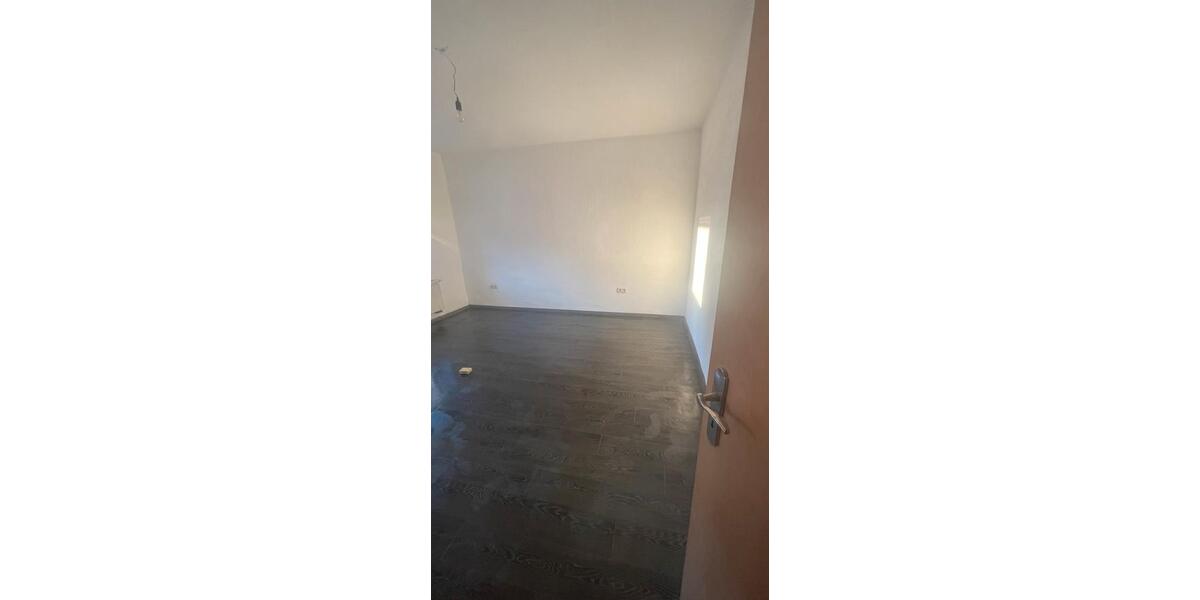 Erdgeschoßwohnung Dortmund Eving - 3 Zimmer, 90 m&sup2;, 1.400&euro; | Angebot:27597988