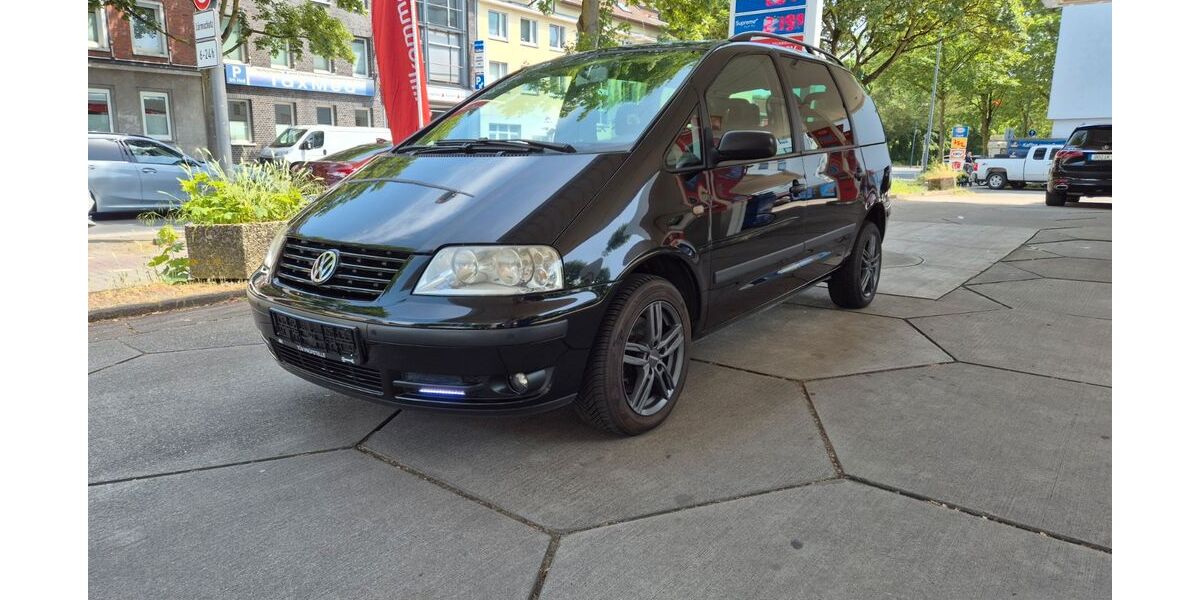 VW Sharan 208.000 km 3.590 &euro; Dortmund 44135