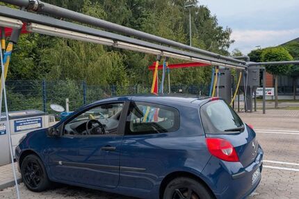 Renault Clio 143.600 km 2.390 &euro; Dortmund 44135