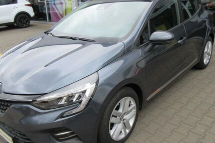 Renault Clio 14.955 km 12.480 € Bochum 44795