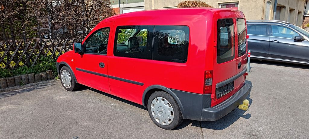 Opel Combo 86.576 km 4.800 &euro; Gelsenkirchen 45899