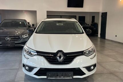 Renault Megane 90.250 km 12.600 € Oberhausen 46049