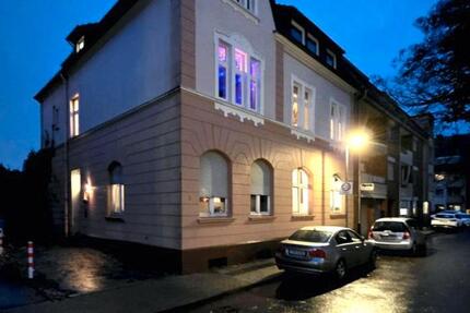 Altbau-Charme: 4,5 Zi. mit Echtholzparkett & sep. Home-Office-Zimmer in Top-Lage (Stadtwald-Nähe) 4 zimmer