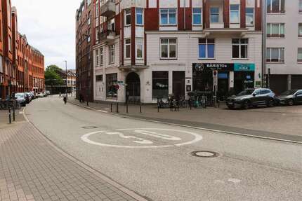 Einzelhandel in Kiel 1.950 € 137.13 m²
