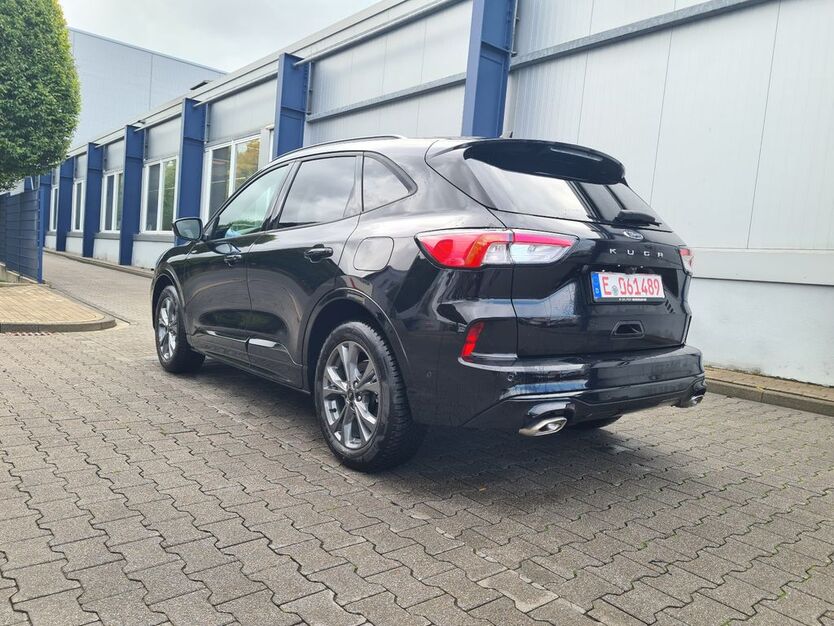 Ford Kuga 7.900 km 23.400 € Essen 45276