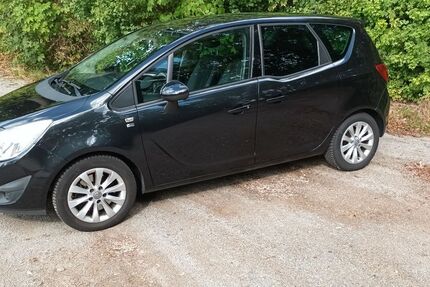 Opel Meriva 158.000 km 5.100 € Dortmund 44225