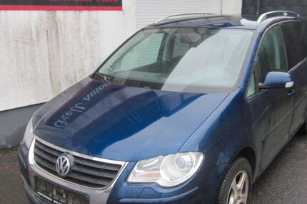 VW Touran 182.529 km 3.499 &euro; Mülheim 45481
