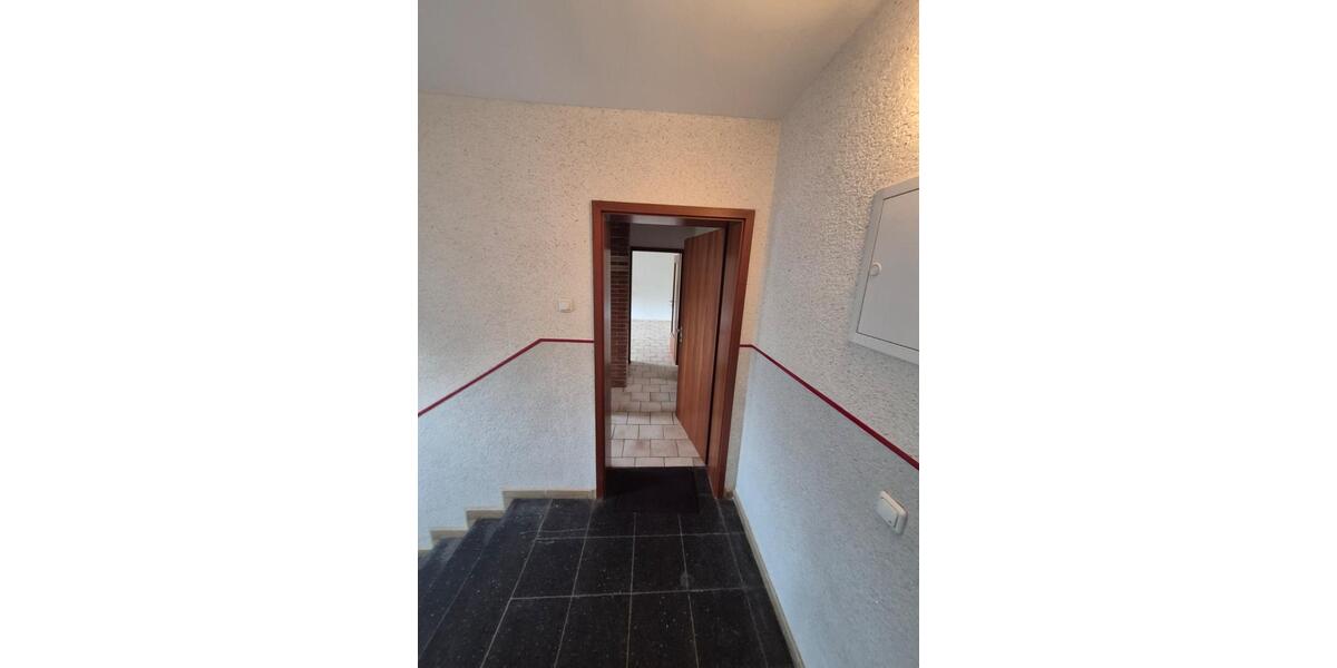 Dachgeschoßwohnung Bochum Bochum-Mitte - 2.5 Zimmer, 50 m&sup2;, 420&euro; | Angebot:27581550