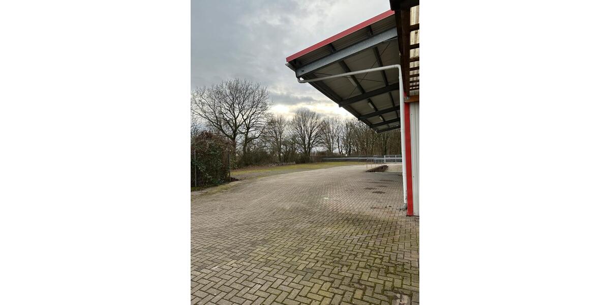 Gewerbehalle mit Büros zu vermieten zimmer