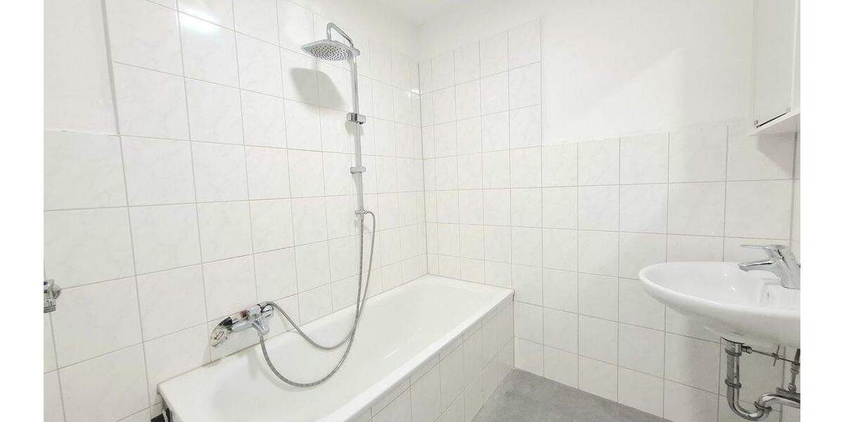 Renovierte Wohnung mit Südloggia! 3 zimmer