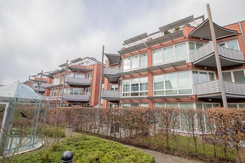 Lichtdurchflutete, moderne Wohnung in zentraler Lage zimmer