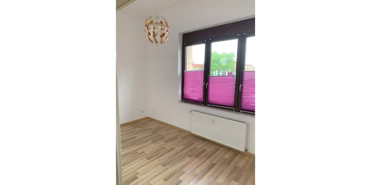 82 qm im Erdgeschoss, 3 Zimmerwohnung in Bochum-Gerthe ab 1.3. zu vermieten 3 zimmer