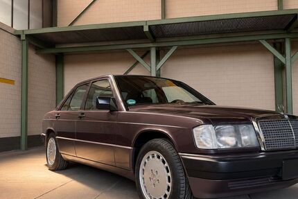 Mercedes-Benz 190 44.150 km 16.790 &euro; Schwerte 58239