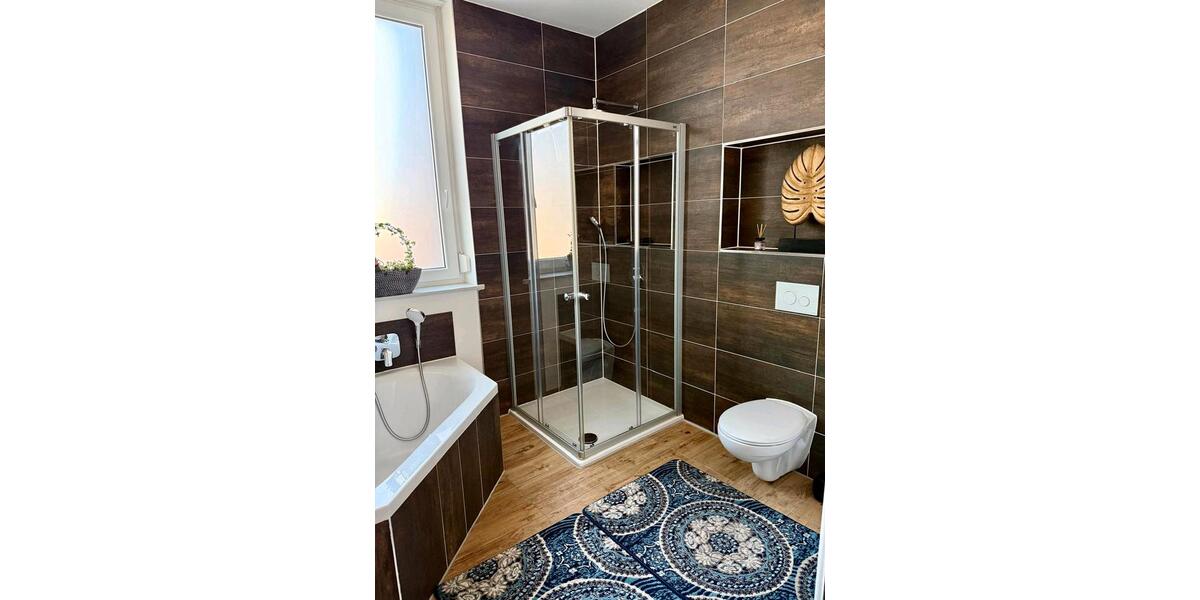 Dachgeschoßwohnung Wuppertal Sedansberg - 4 Zimmer, 100 m&sup2;, 850&euro; | Angebot:25370624