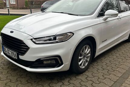 Ford Mondeo 46.500 km 18.700 &euro; Oberhausen 46147