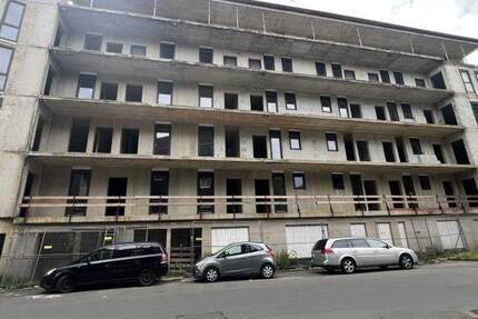 Großzügiges Mehrfamilienhaus mit einer Mittelgarage im Rohbau in Wuppertal zimmer