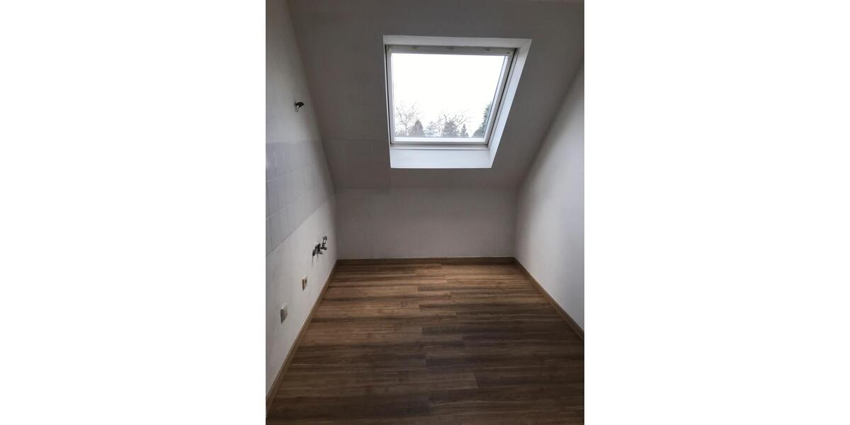 Dachgeschoßwohnung Dortmund Hörde - 1.5 Zimmer, 43 m&sup2;, 125.000&euro; | Angebot:26423526