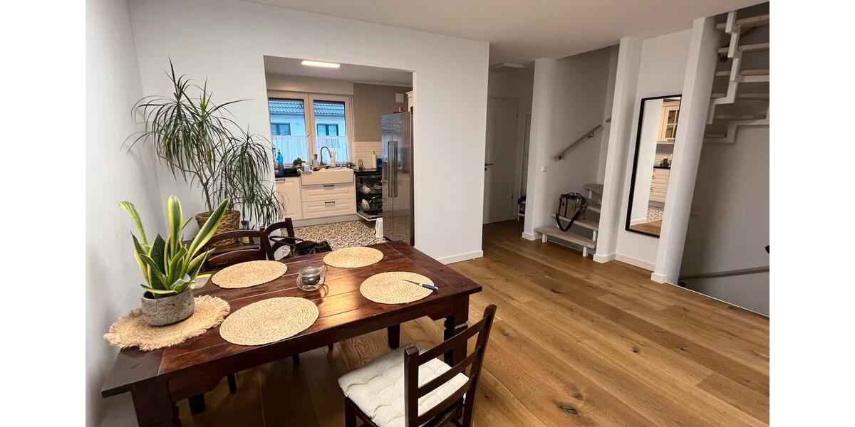Reihenhaus Wuppertal Dornap - 4 Zimmer, 170 m&sup2;, 1.950&euro; | Angebot:25022697