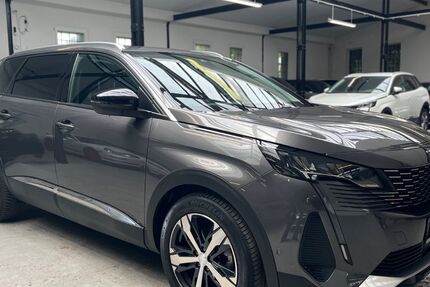 Peugeot 5008 49.000 km 27.870 € Velbert 42551