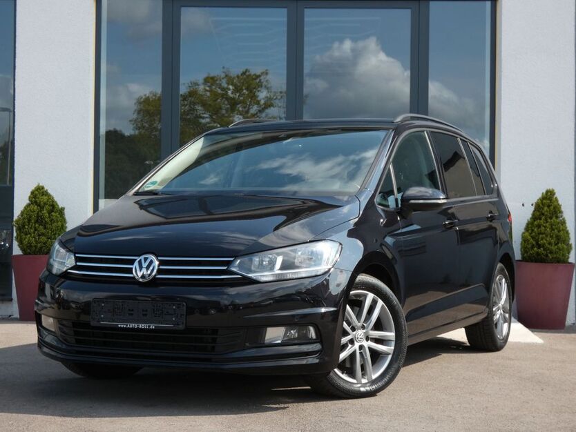 VW Touran 170.057 km 17.350 € Bochum 44807