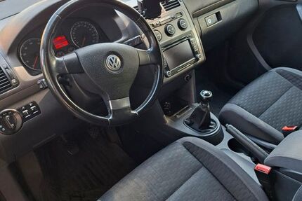 VW Touran 222.000 km 4.100 &euro; Dortmund 44225