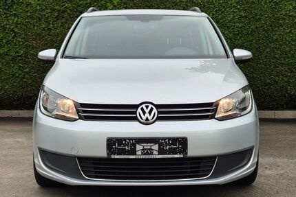VW Touran 178.000 km 9.400 &euro; Essen 45356