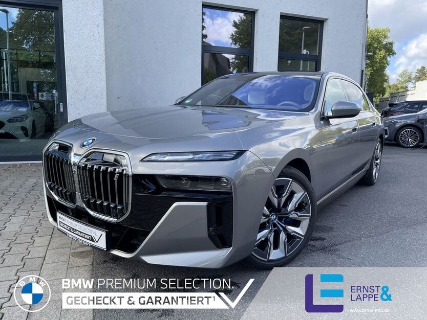 BMW i7 10.312 km 117.870 € Essen 45134