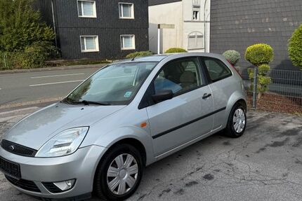 Ford Fiesta 109.253 km 1.995 &euro; Bochum 44892