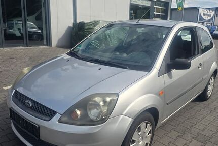 Ford Fiesta 191.000 km 1.450 € Bottrop 46238