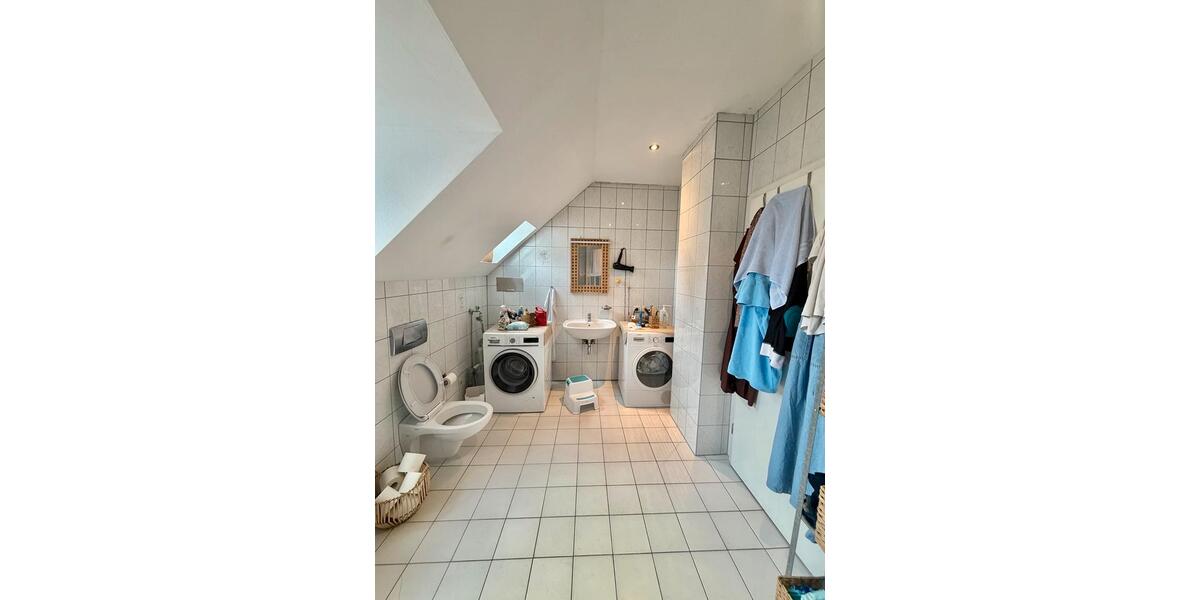 Dachgeschoßwohnung Dortmund Eving - 3 Zimmer, 76 m&sup2;, 665&euro; | Angebot:27565925