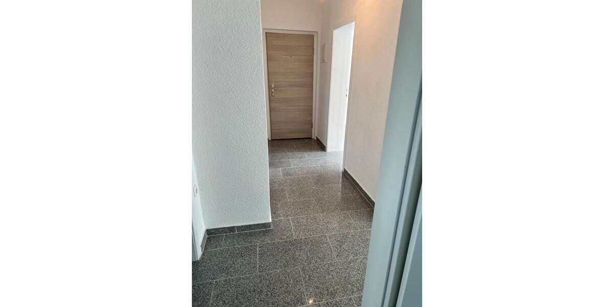 Helle 3‑Zimmer-Erdgeschosswohnung mit Balkon, saniert, 64,56 m 3 zimmer